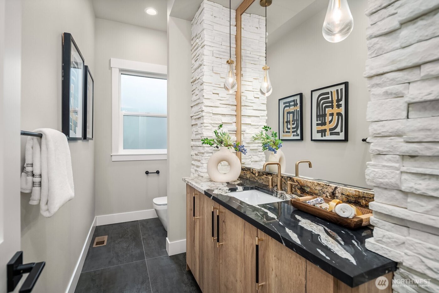 3204 116th Avenue NE, Bellevue, WA 98004