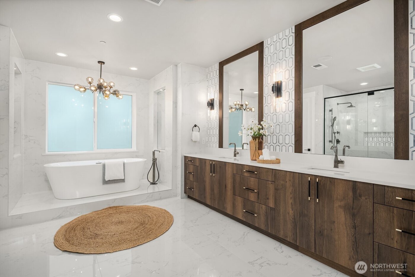 3204 116th Avenue NE, Bellevue, WA 98004