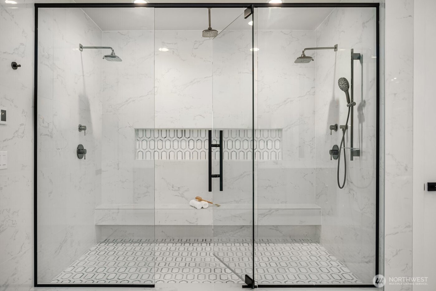 3204 116th Avenue NE, Bellevue, WA 98004