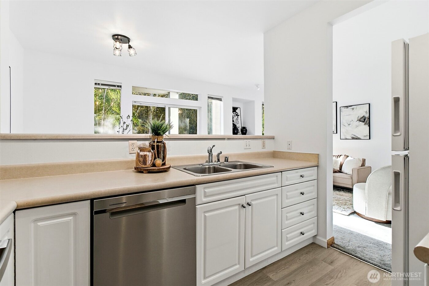 15150 140th Way SE #F202, Renton, WA 98058