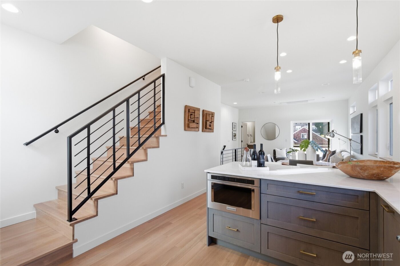 313 17th Avenue E #B, Seattle, WA 98112