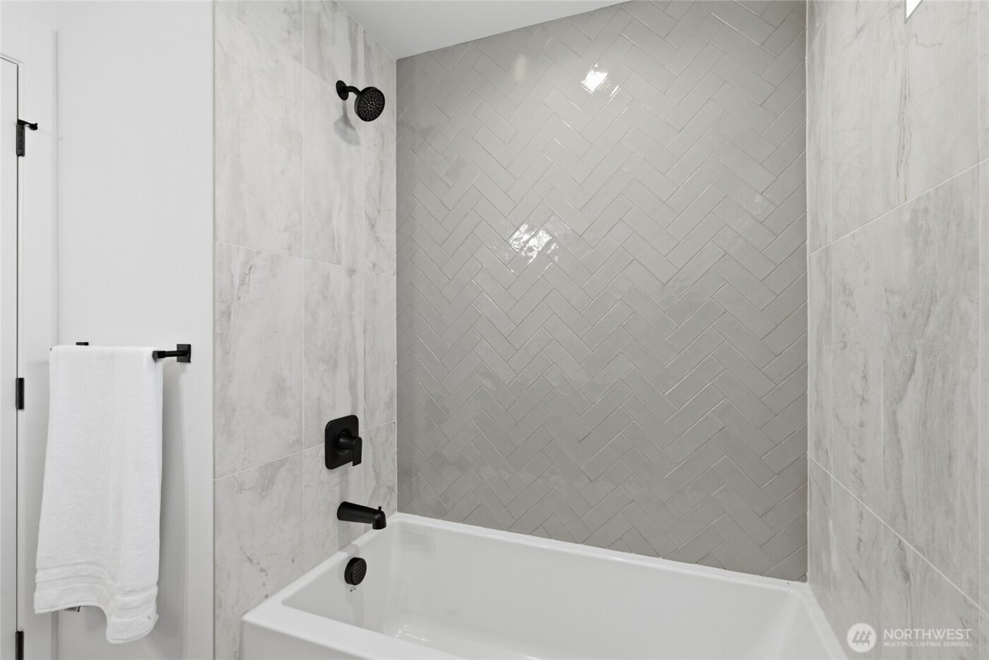 313 17th Avenue E #B, Seattle, WA 98112