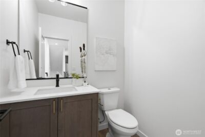 313 17th Avenue E #B, Seattle, WA 98112 - Photo 22