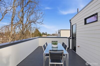 313 17th Avenue E #B, Seattle, WA 98112 - Photo 24