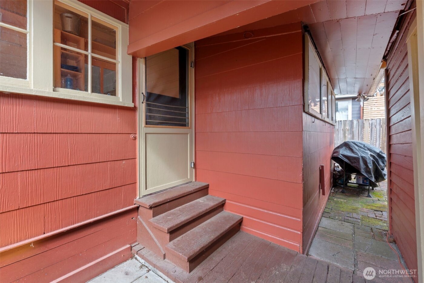 214 N Washington Avenue , Centralia, WA 98531