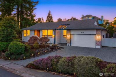 8515 129th Avenue SE, Newcastle, WA 98056 - Photo 2