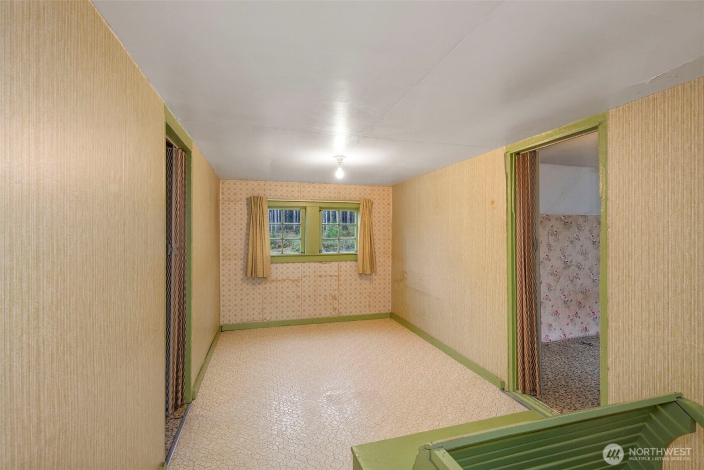 7111 Larson Lane NW, Seabeck, WA 98380