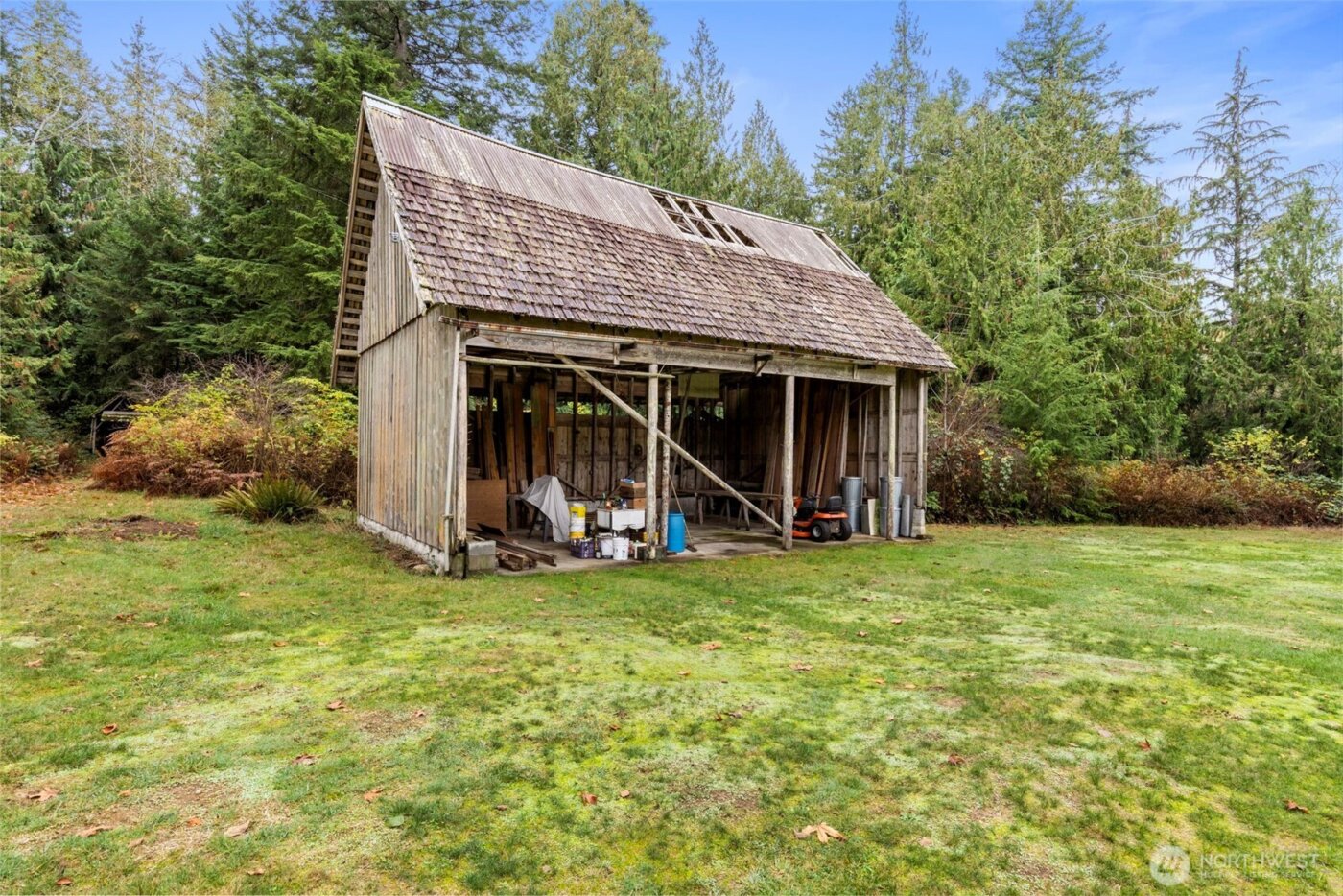 7111 Larson Lane NW, Seabeck, WA 98380