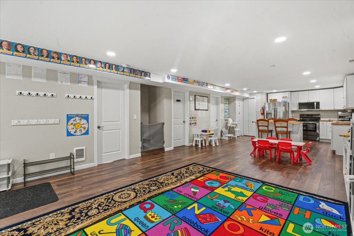 5537 S 119th St , Seattle, WA 98178