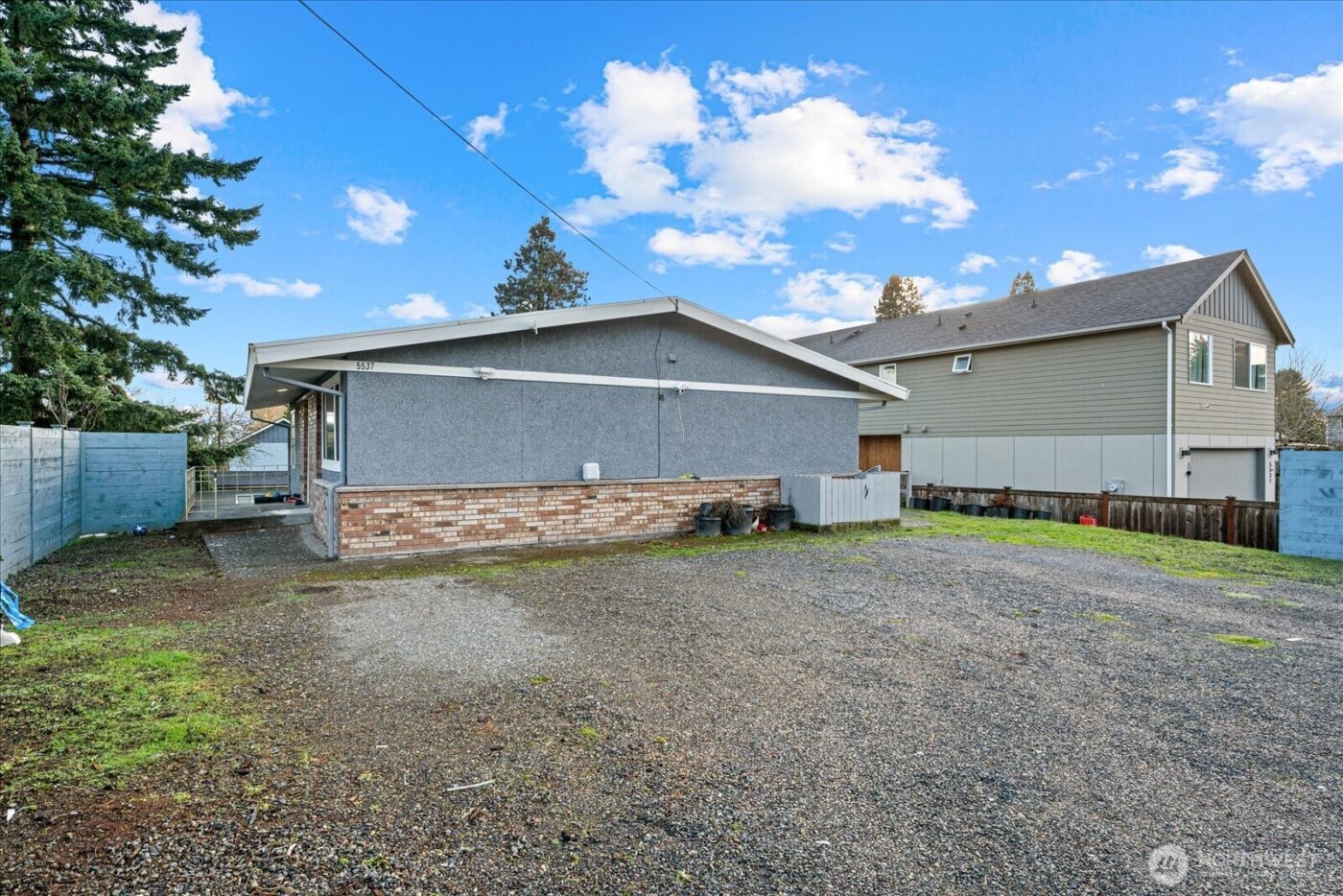 5537 S 119th St , Seattle, WA 98178