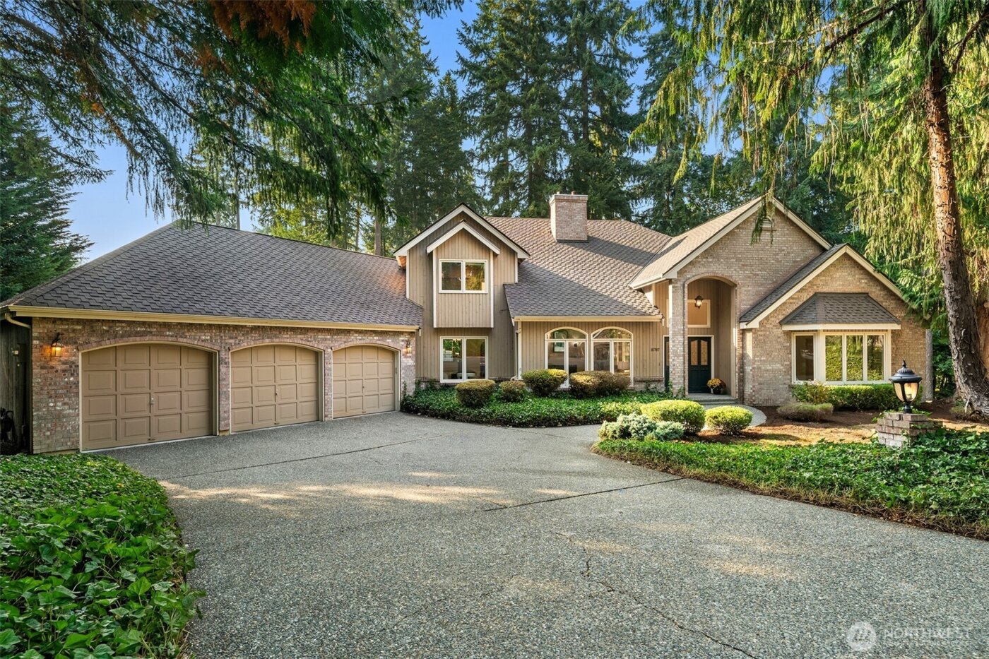16707 NE 124th Street , Redmond, WA 98052