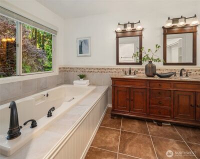 16707 NE 124th Street , Redmond, WA 98052 - Photo 21