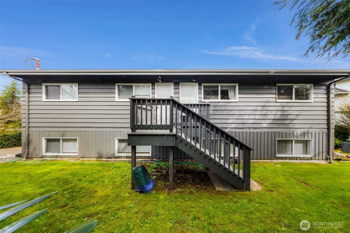 800 E Maple Street , Bellingham, WA 98225-5225