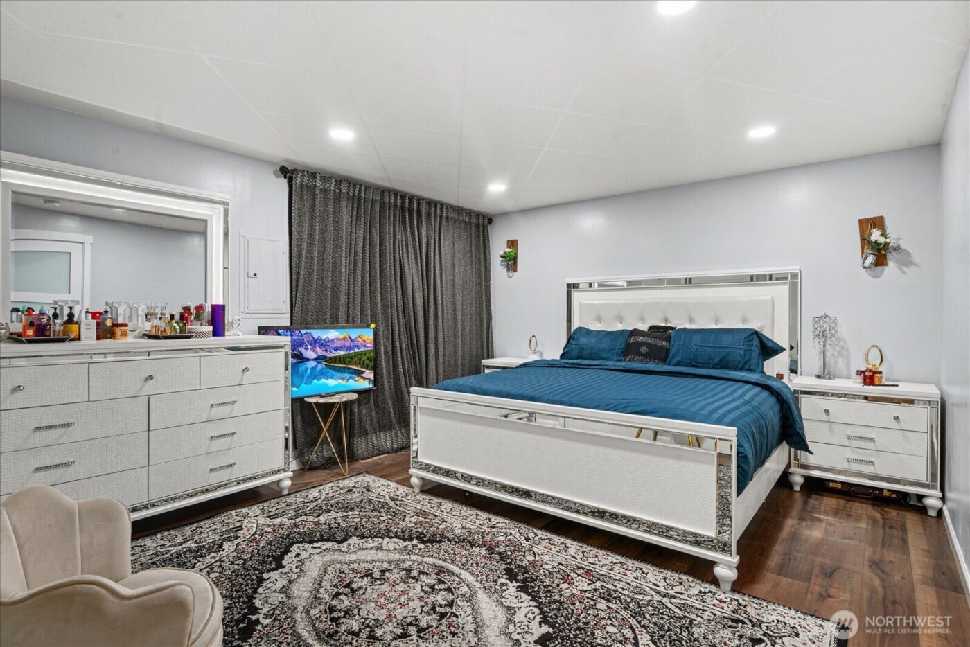 5537 S 119th St , Seattle, WA 98178