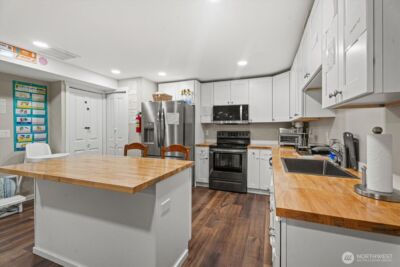 5537 S 119th St , Seattle, WA 98178 - Photo 9