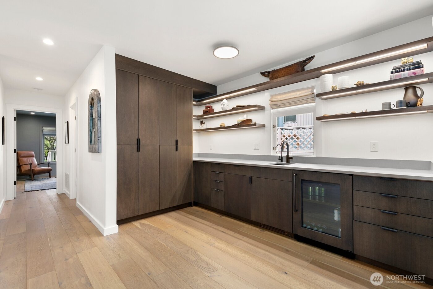 5932 California Avenue SW, Seattle, WA 98136