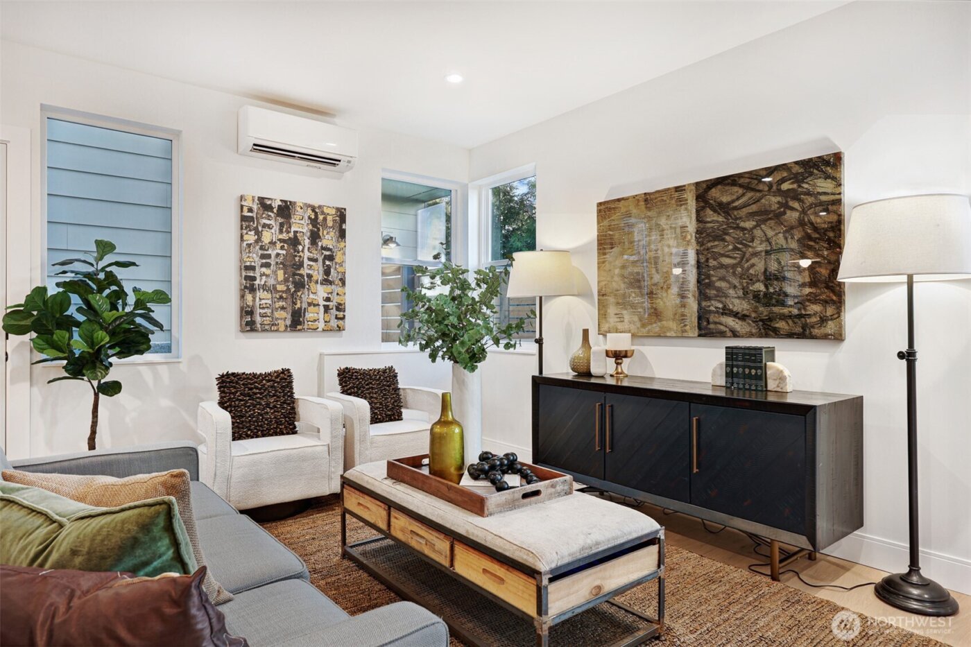 8812 41st Avenue SW, Seattle, WA 98136