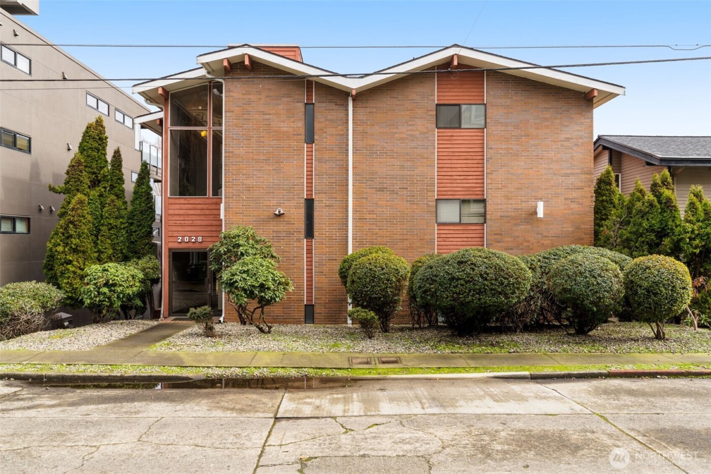 2028 Waverly Place N #202, Seattle, WA 98109