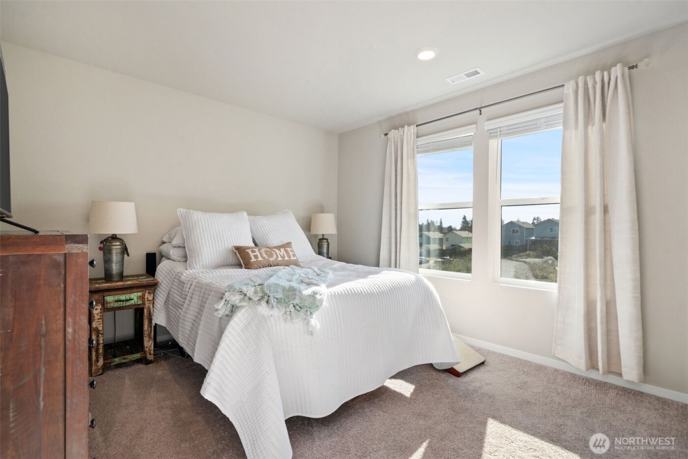 949 Tetherow Street , Bremerton, WA 98310