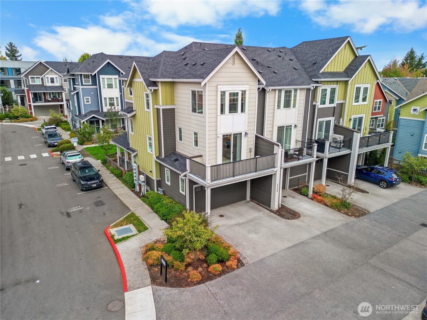 3280 SW Graham Street #601, Seattle, WA 98126