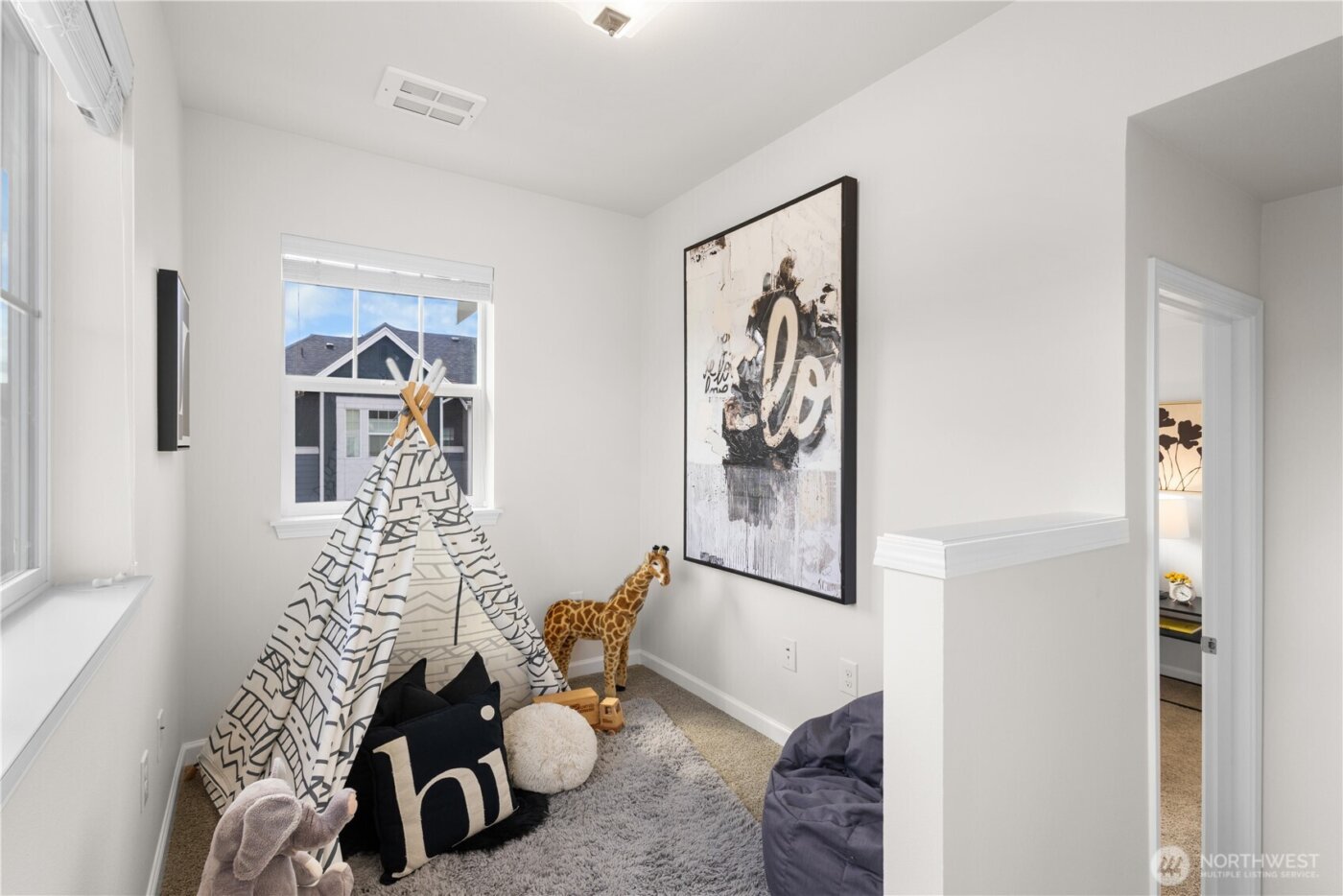 3280 SW Graham Street #601, Seattle, WA 98126