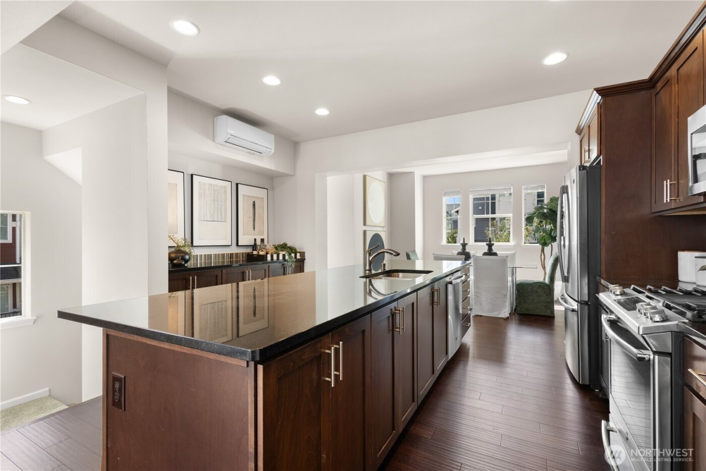 3280 SW Graham Street #601, Seattle, WA 98126