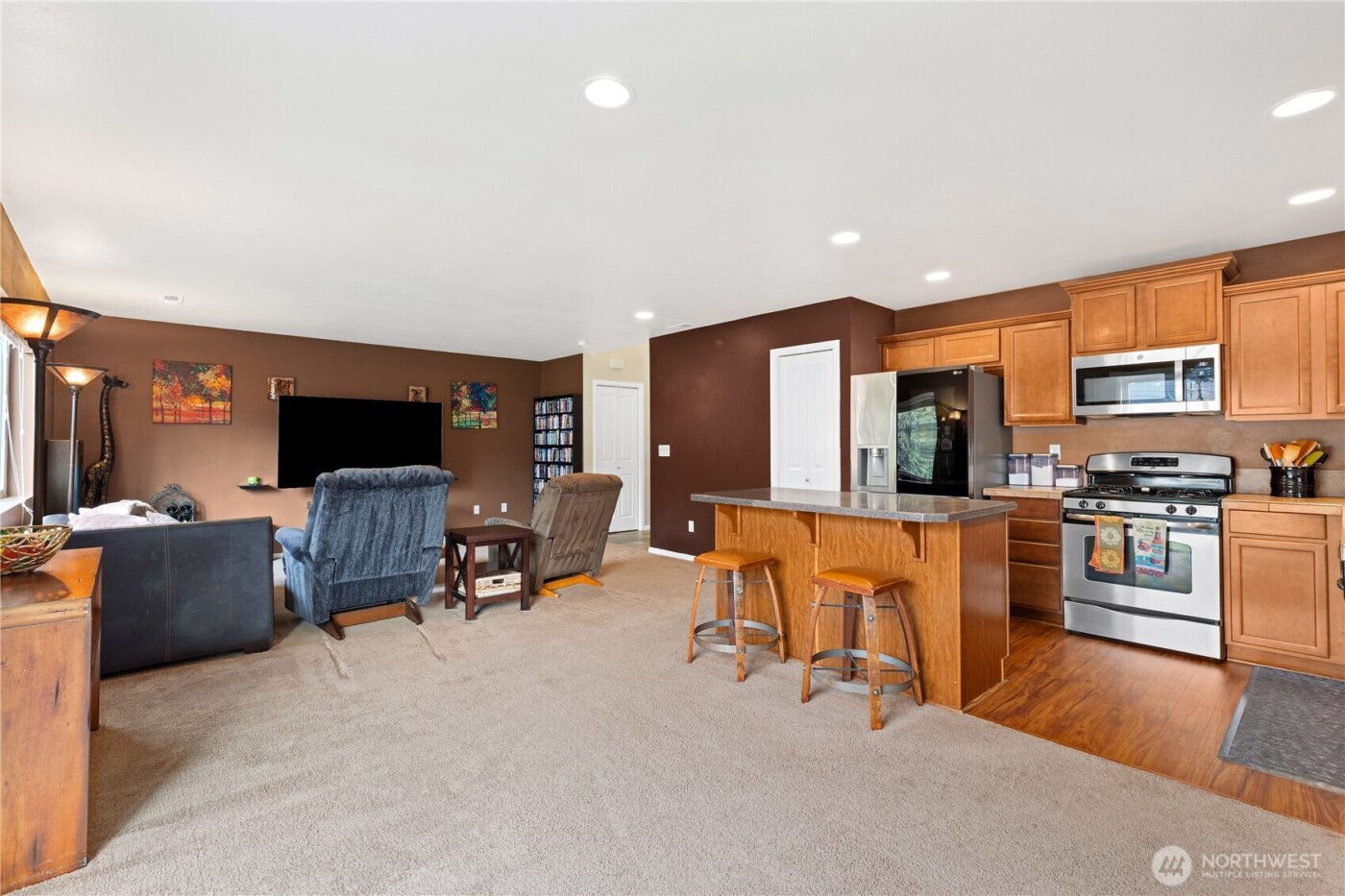 26127 242nd Avenue SE, Maple Valley, WA 98038-7121