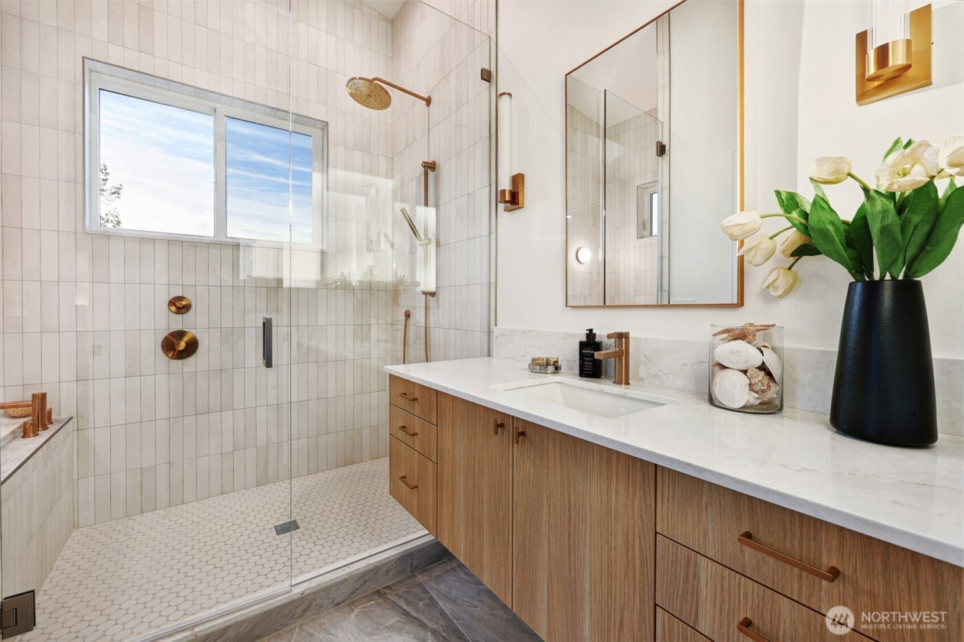 8810 41st Avenue SW, Seattle, WA 98136