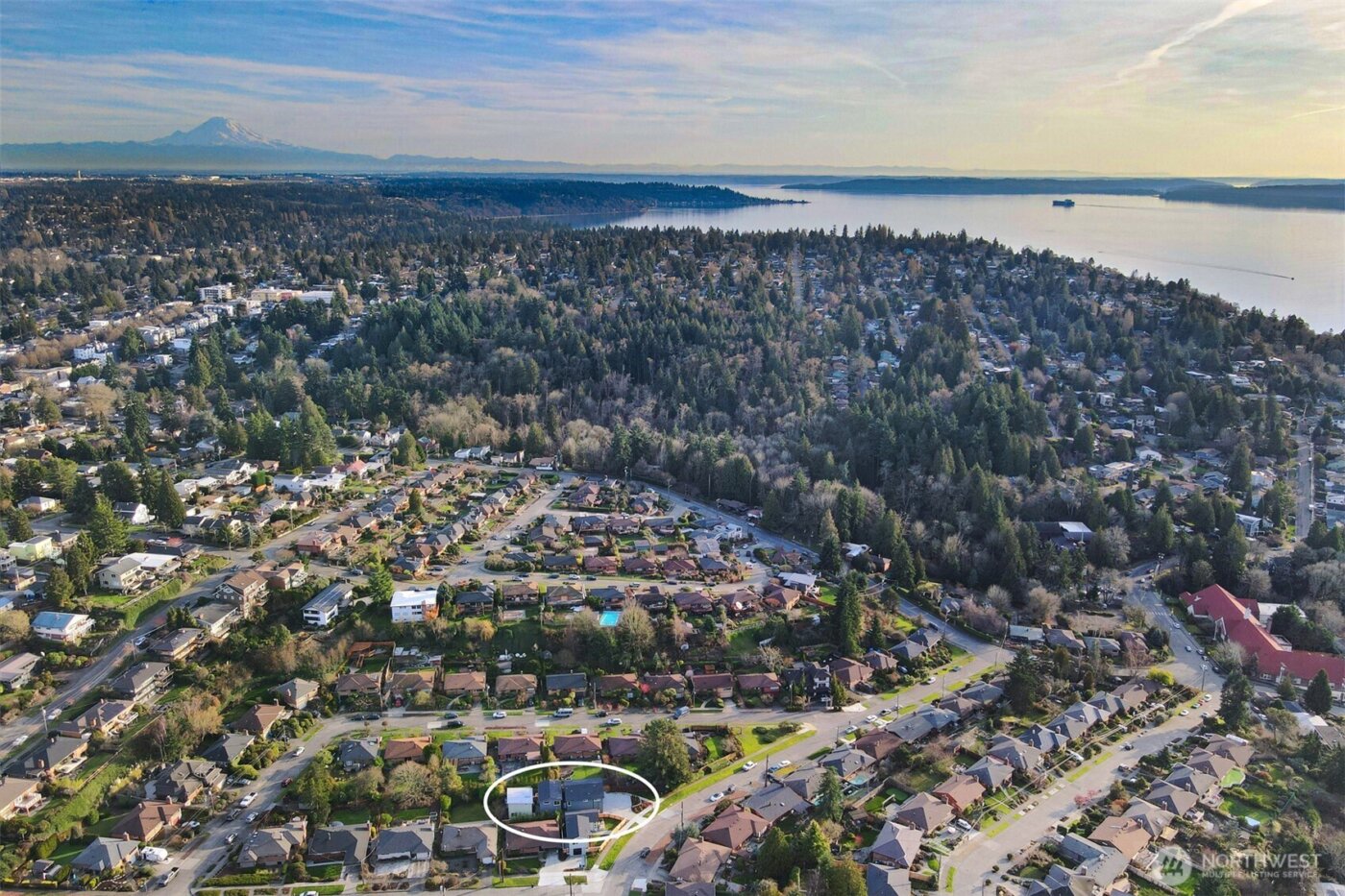 8810 41st Avenue SW, Seattle, WA 98136