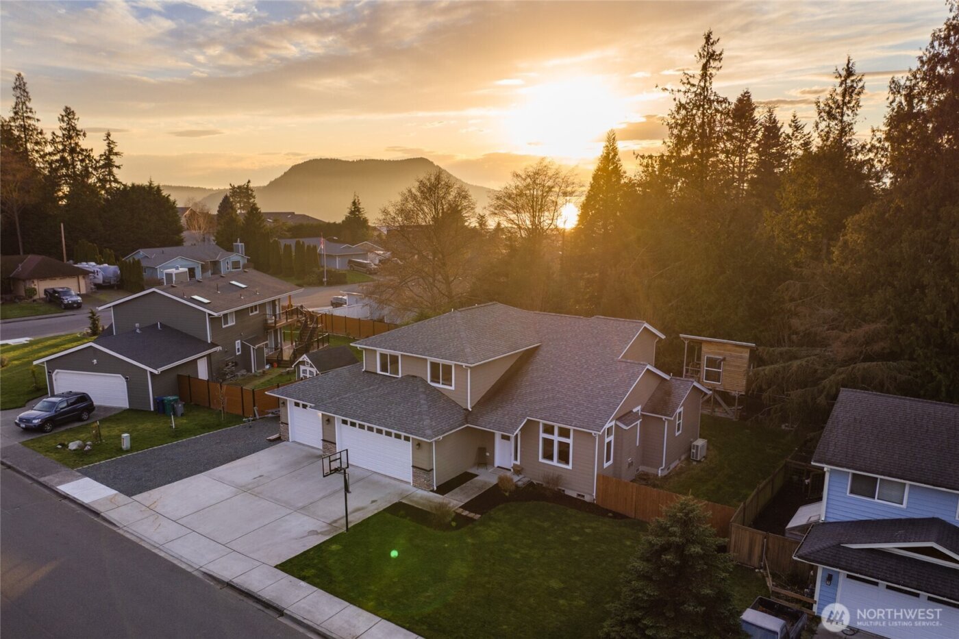 4708 Cypress Drive , Anacortes, WA 98221