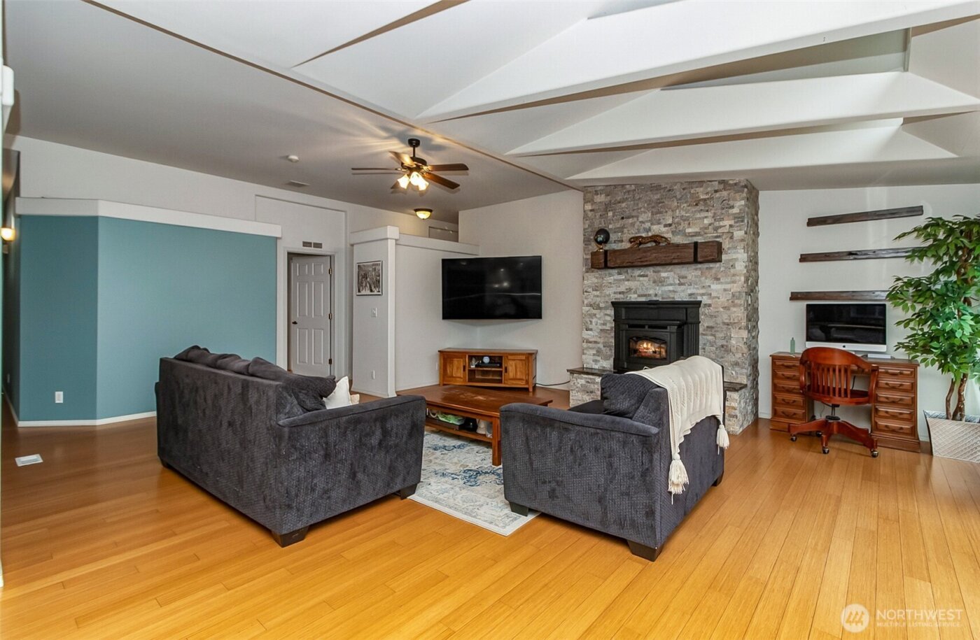 6333 133rd Avenue NE, Lake Stevens, WA 98258