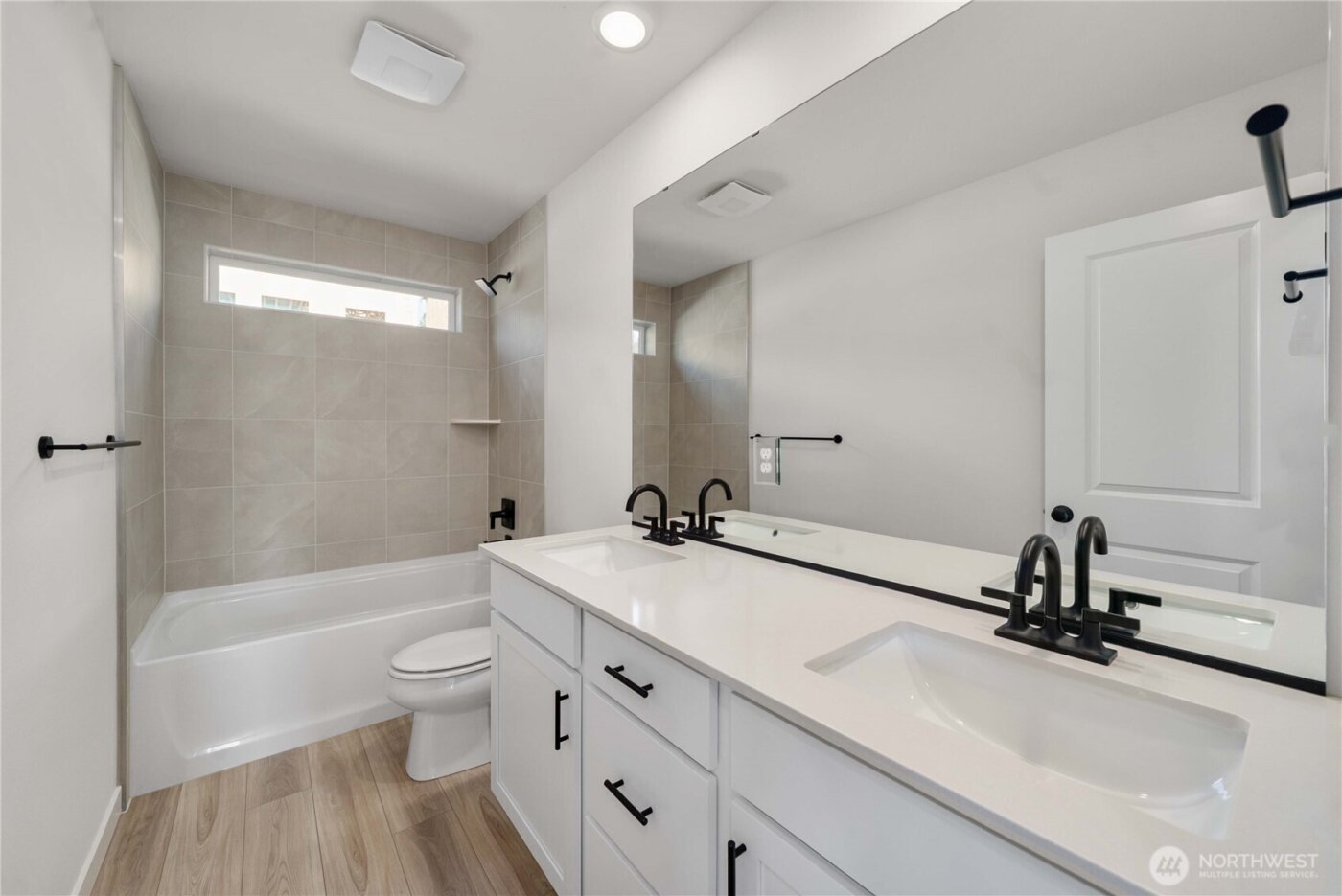 17542 NE Midnight Sun Loop , Poulsbo, WA 98370