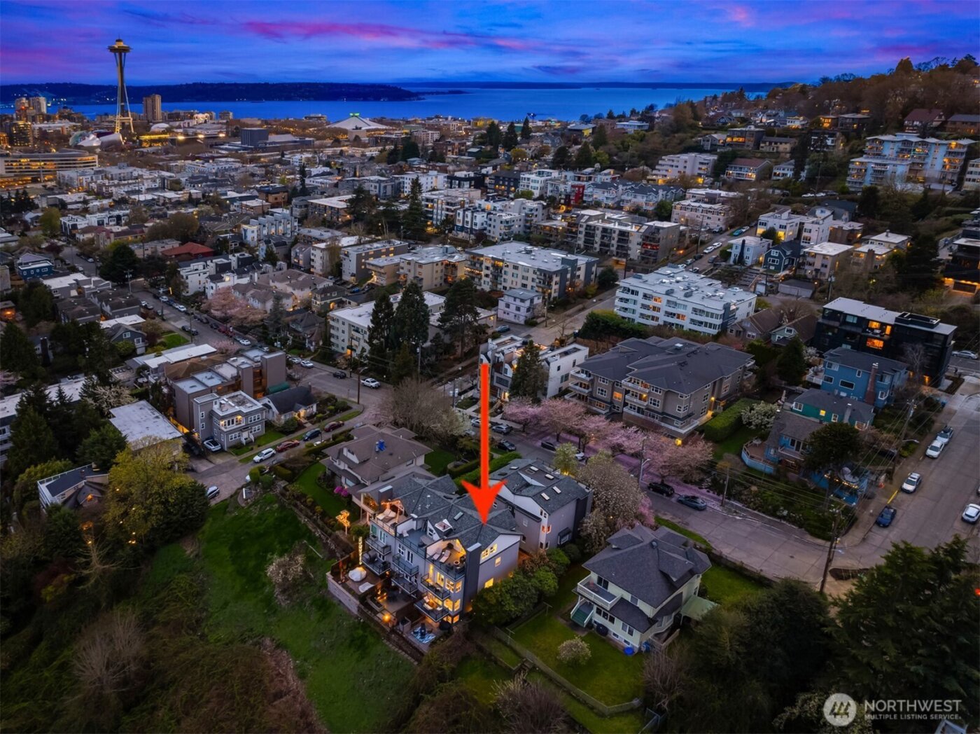 1416 6th Avenue N, Seattle, WA 98109