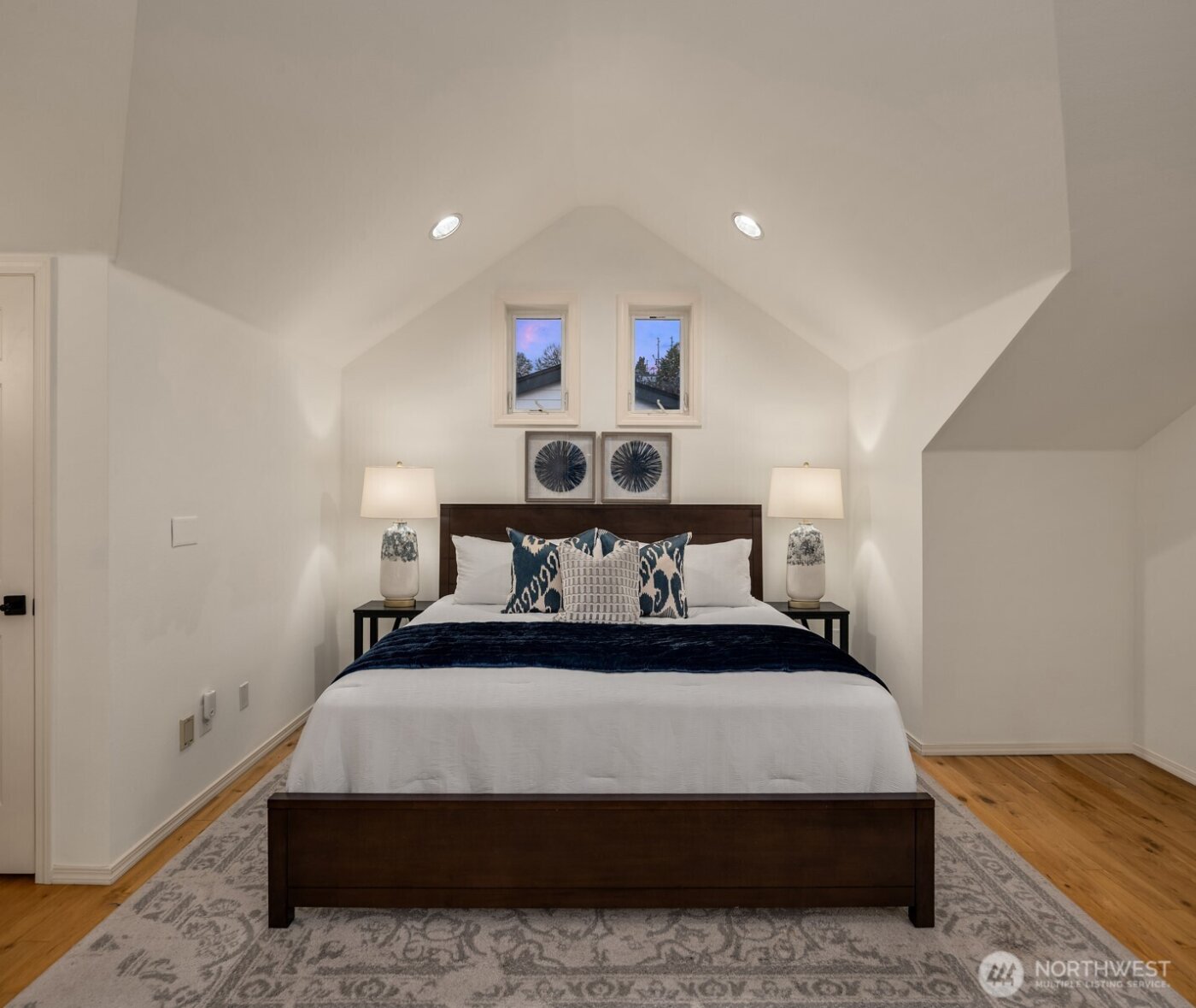 1416 6th Avenue N, Seattle, WA 98109