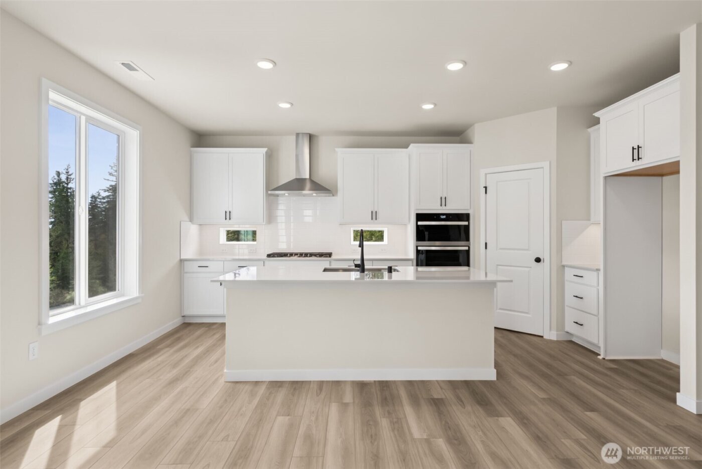 2025 NE Norseman Way , Poulsbo, WA 98370