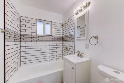 9320 31st Place SW, Seattle, WA 98126 - Photo 14