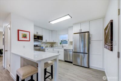 9320 31st Place SW, Seattle, WA 98126 - Photo 6