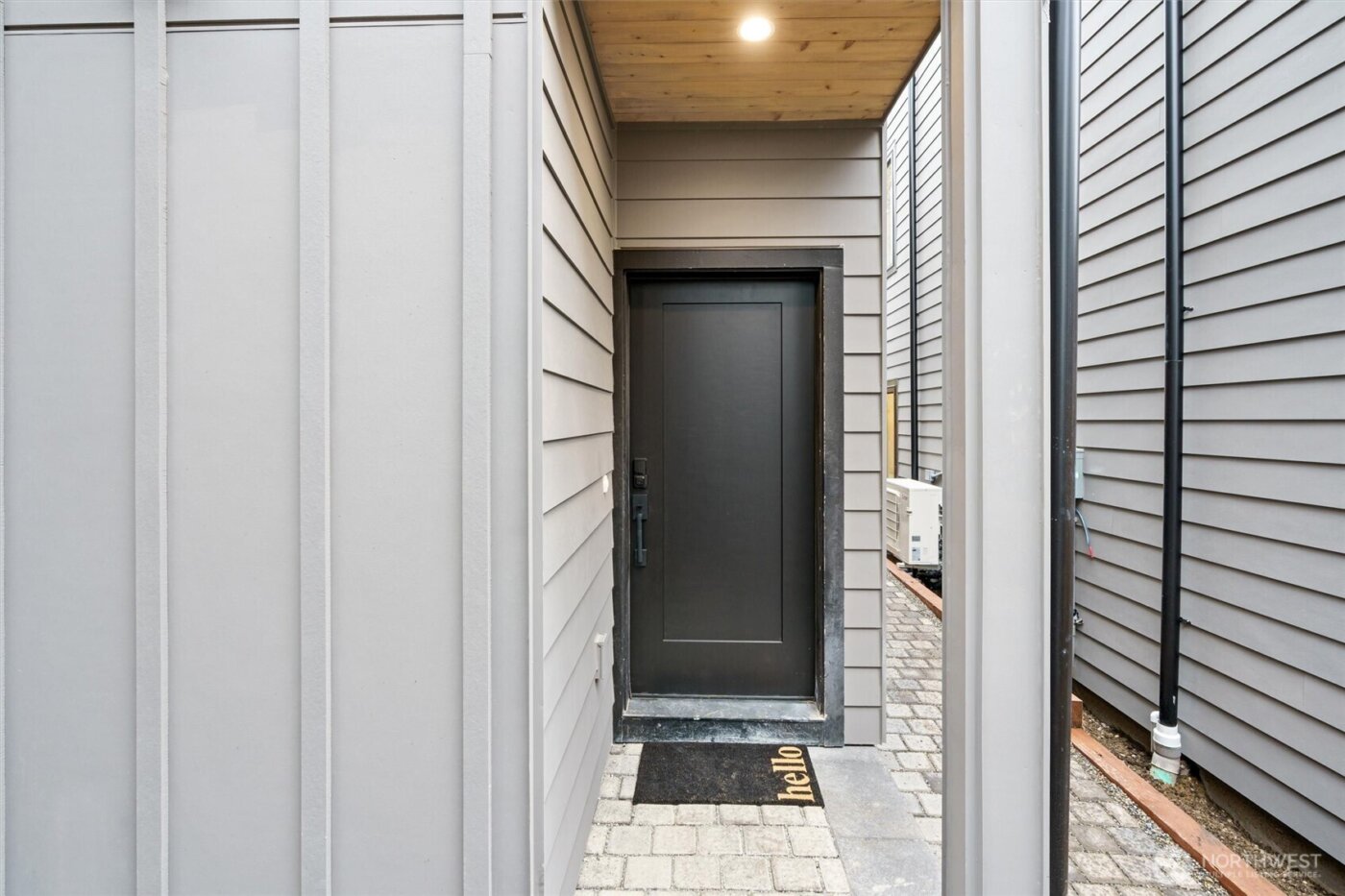 1257 NE 100th Street , Seattle, WA 98125