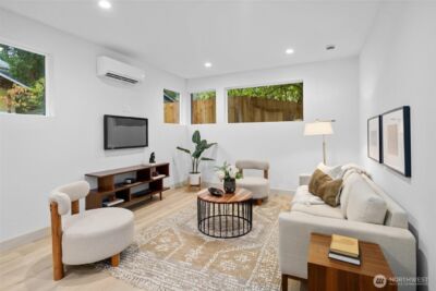 1257 NE 100th Street , Seattle, WA 98125 - Photo 5