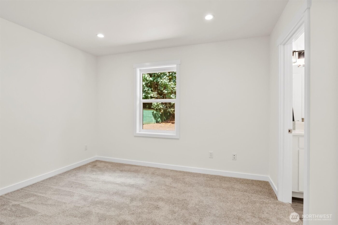 8672 Bell Court , Maple Falls, WA 98266