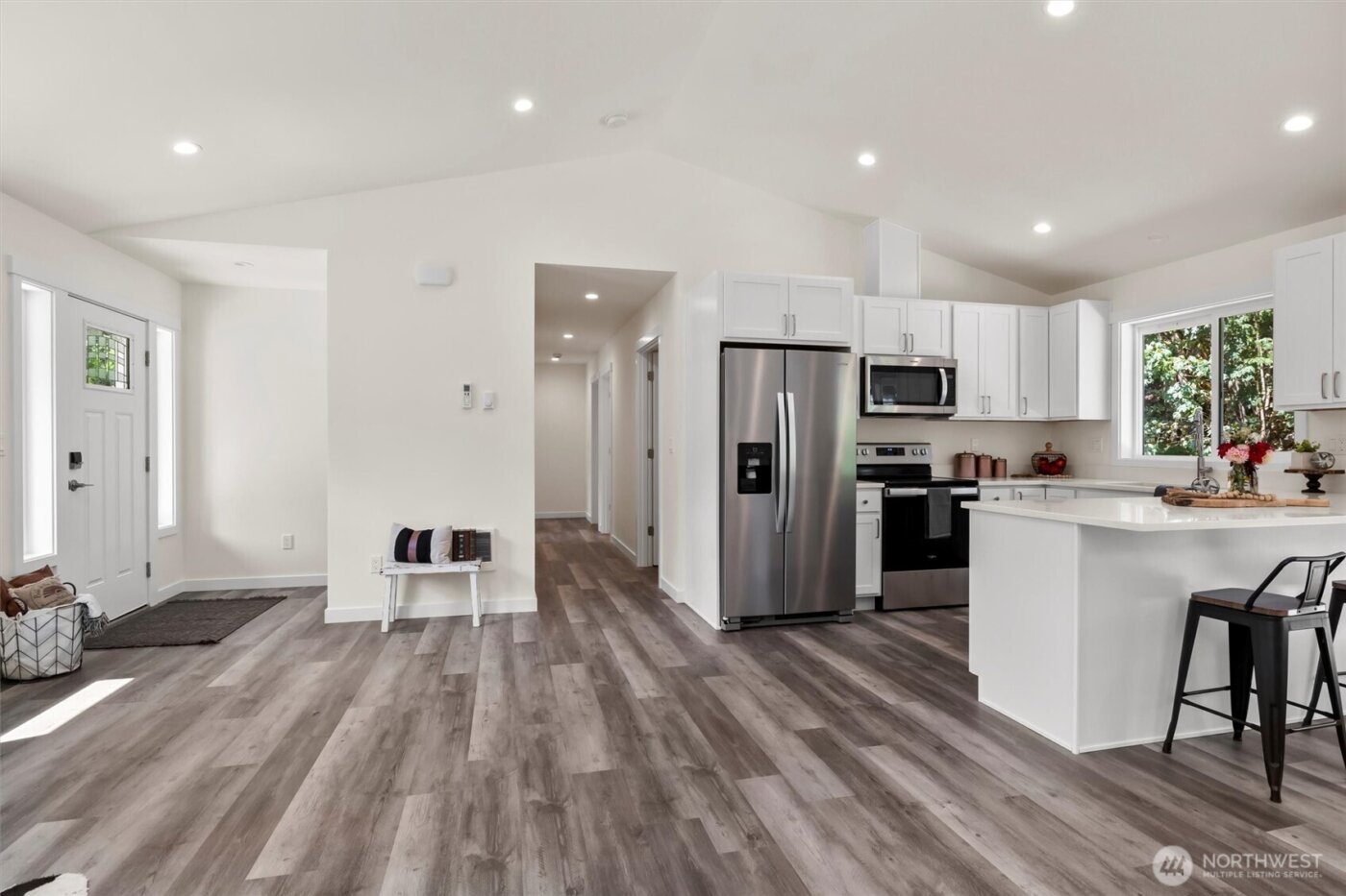 8672 Bell Court , Maple Falls, WA 98266