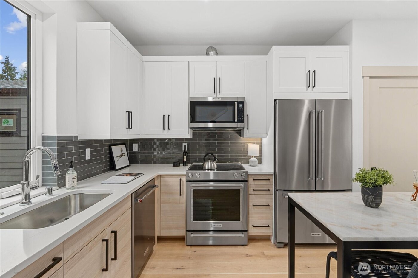 1255 NE 100th Street , Seattle, WA 98125