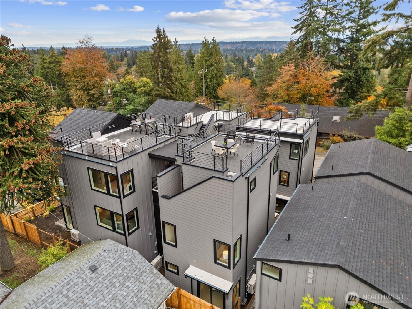 1255 NE 100th Street , Seattle, WA 98125