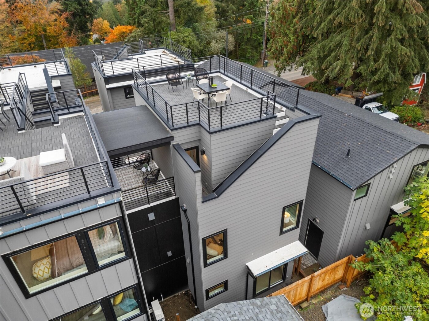 1255 NE 100th Street , Seattle, WA 98125