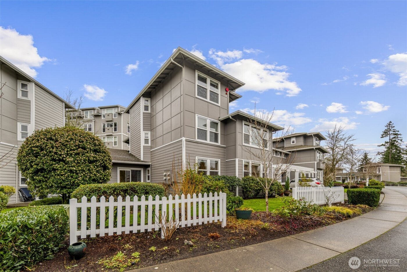22519 SE 38th Terrace #1423, Issaquah, WA 98029