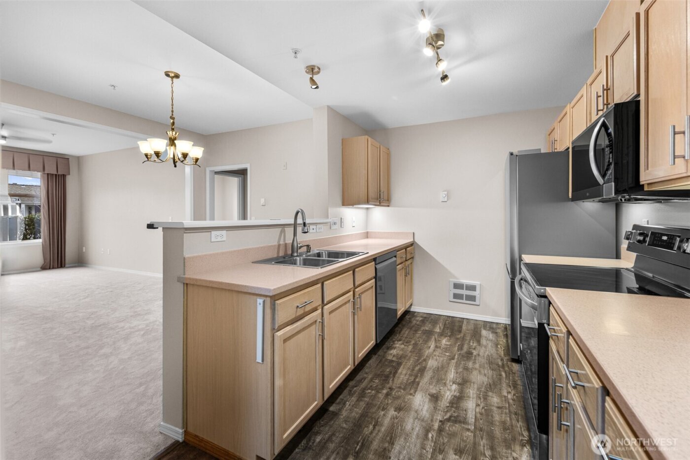 22519 SE 38th Terrace #1423, Issaquah, WA 98029