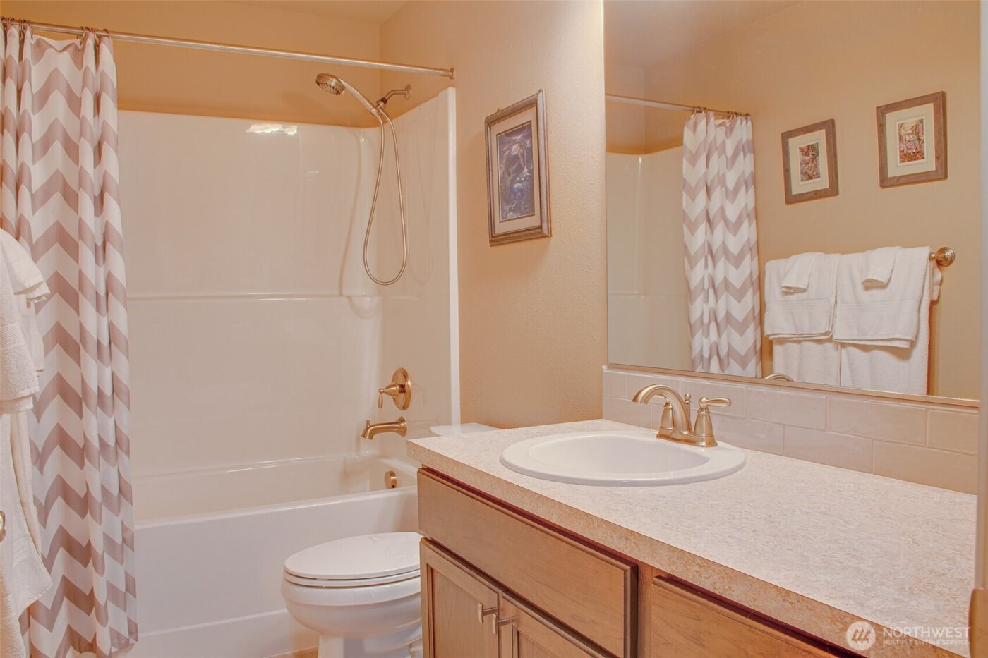 22 NE L Street , Quincy, WA 98848