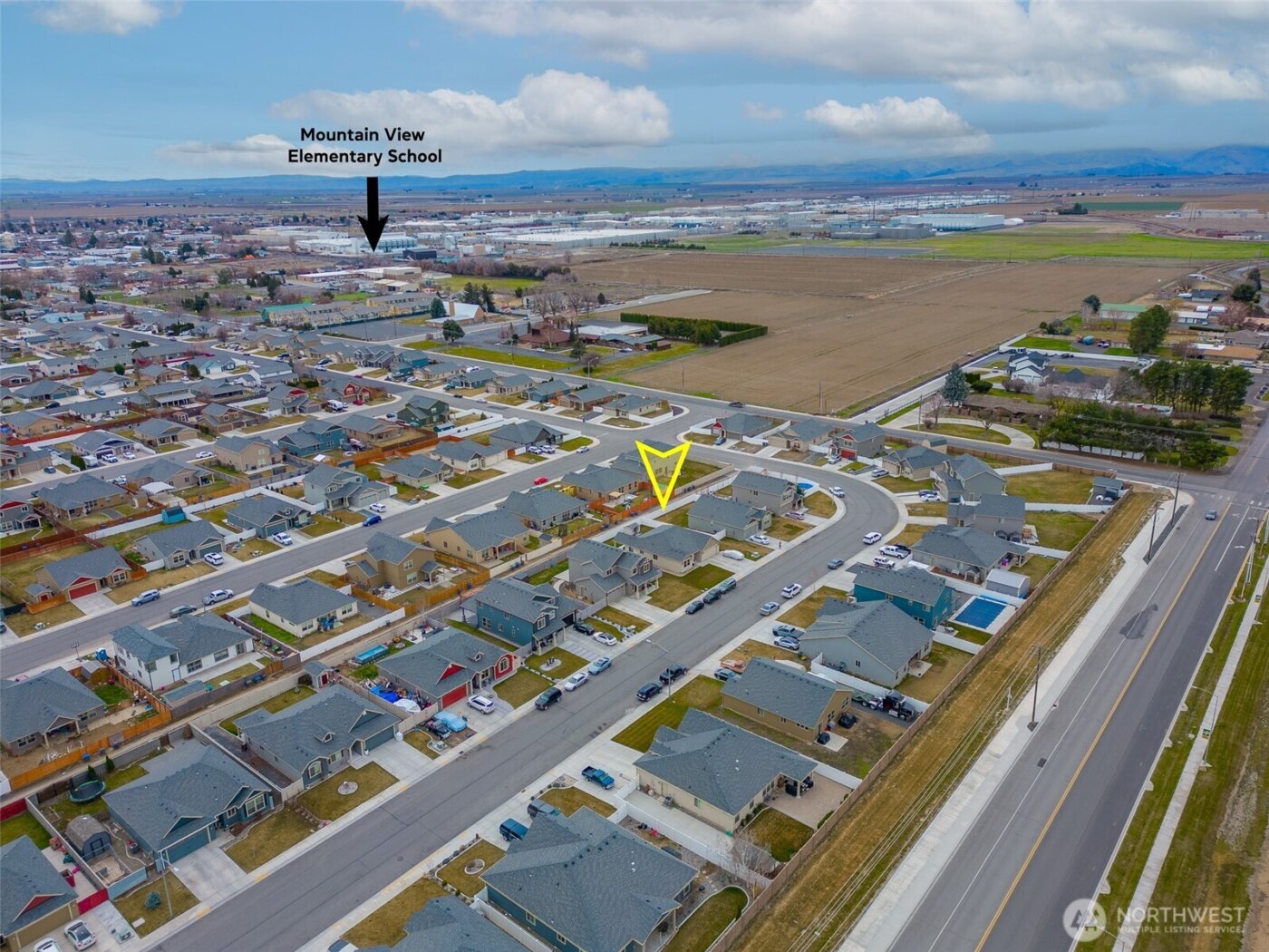 22 NE L Street , Quincy, WA 98848