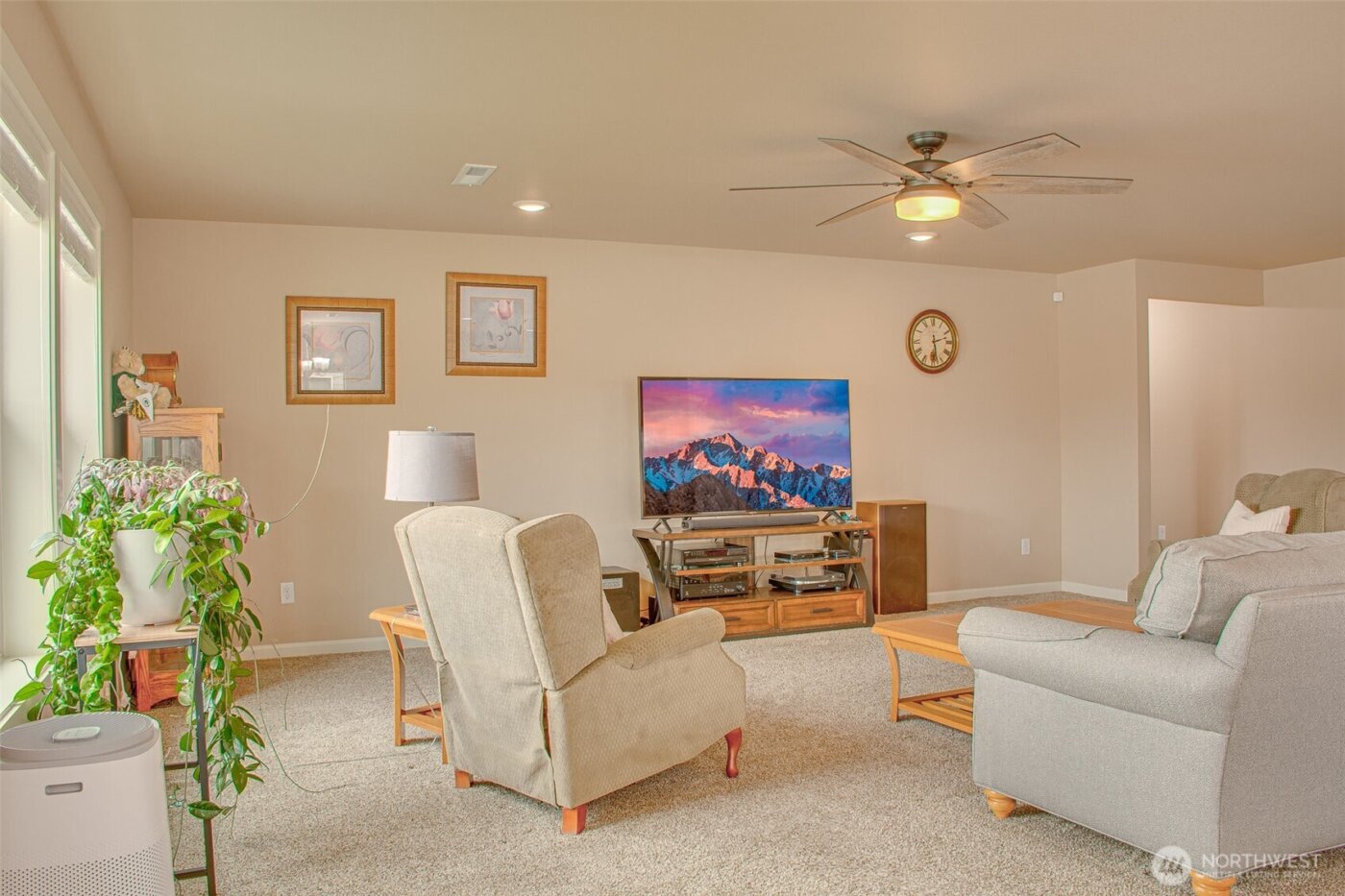 22 NE L Street , Quincy, WA 98848