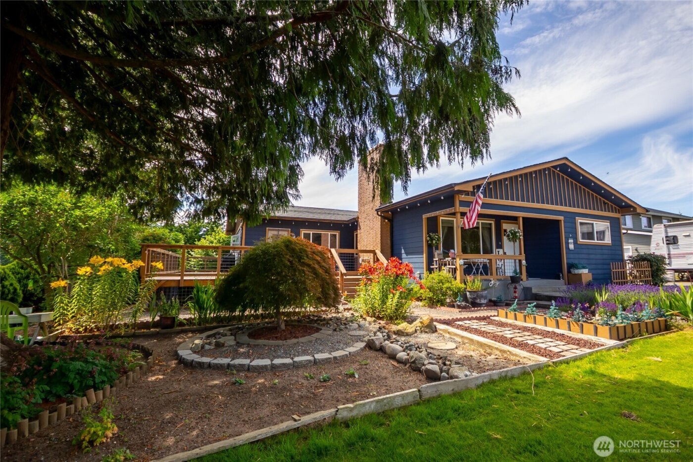 241 9th Street , Blaine, WA 98230